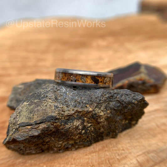 Real Amber ring, T-Rex and amber ring, Tyrannosaurus ring, Jurassic ring, Fossil ring, Amber band, wedding ring, engagement ring, promise ring