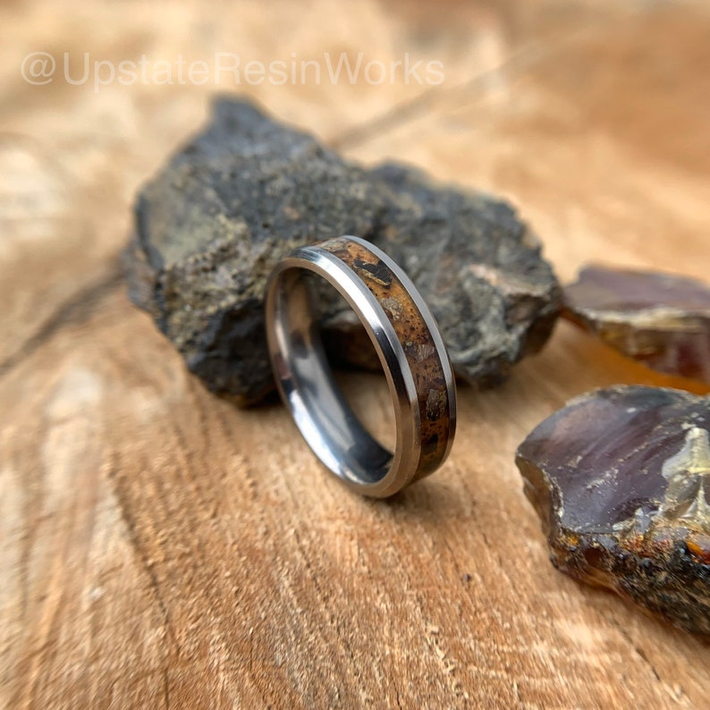 Real Amber ring, T-Rex and amber ring, Tyrannosaurus ring, Jurassic ring, Fossil ring, Amber band, wedding ring, engagement ring, promise ring