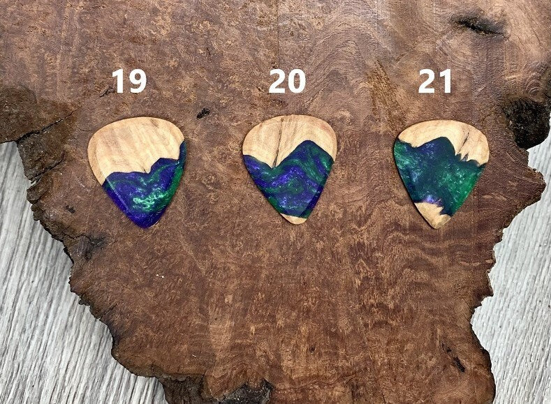 Handmade guitar pick, resin and wood burl, unique musician gift, wood anniversary gifts, comic villain green and purple handcrafted plectrum