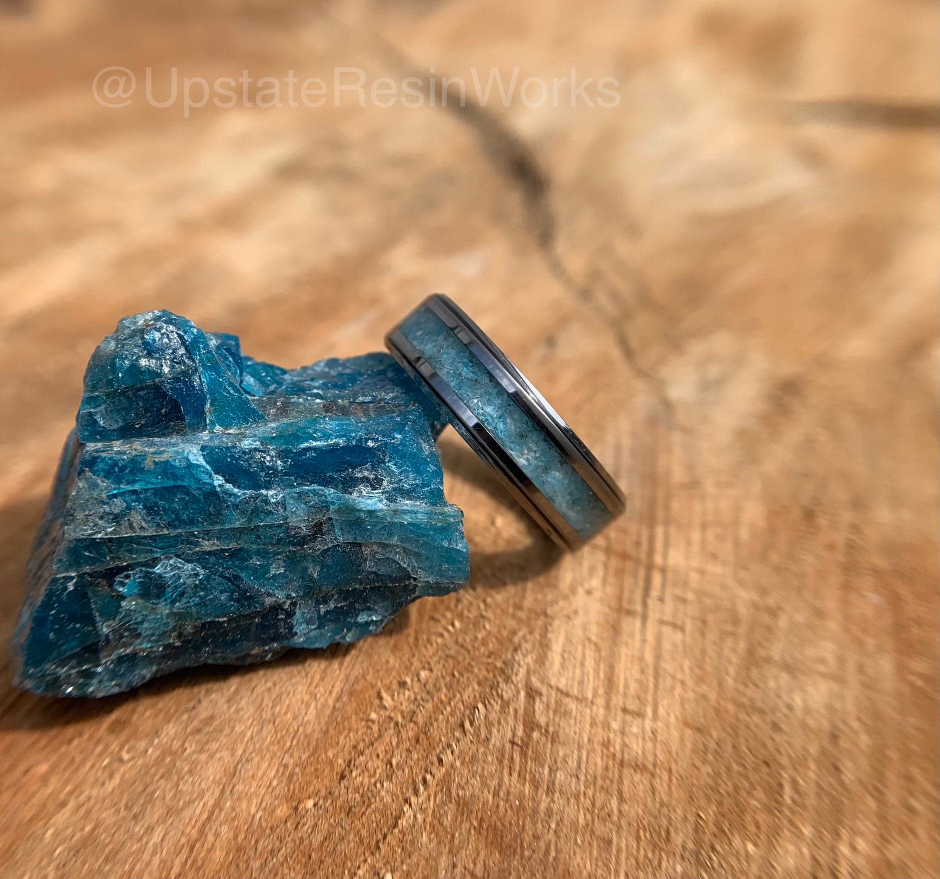 GIANT hotsell UNISEX CARIBBEAN BLUE APATITE IN COPPER MATRIX STATEMENT RING/UNIQUE BAND